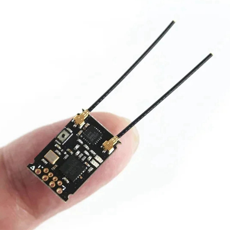 XR602T-S 2.4GHz 8チャンネル SFHSS S - Receiver Sbus 8Ch のレビューと価格